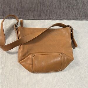 COACH Tan Leather Shoulder Bag with nice adjustable 1” wide strap